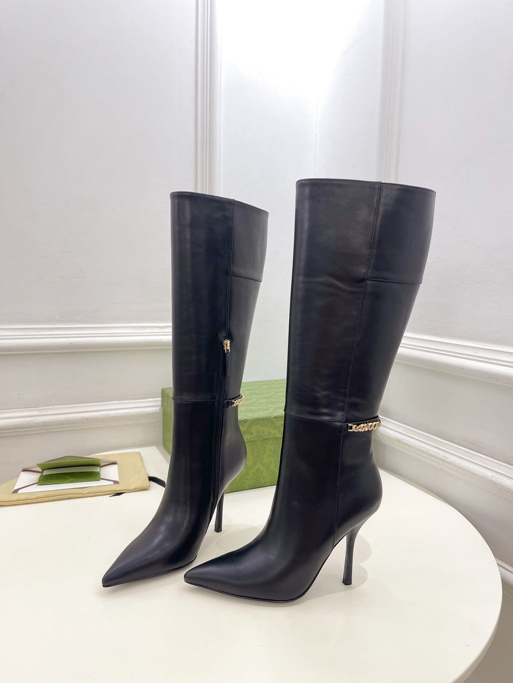 GUCCI SIGNORIA KNEE BOOTS 10.5CM IN BLACK CALFSKIN