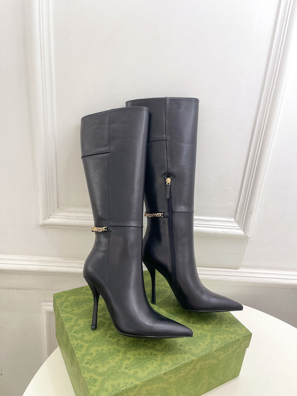 GUCCI SIGNORIA KNEE BOOTS 10.5CM IN BLACK CALFSKIN