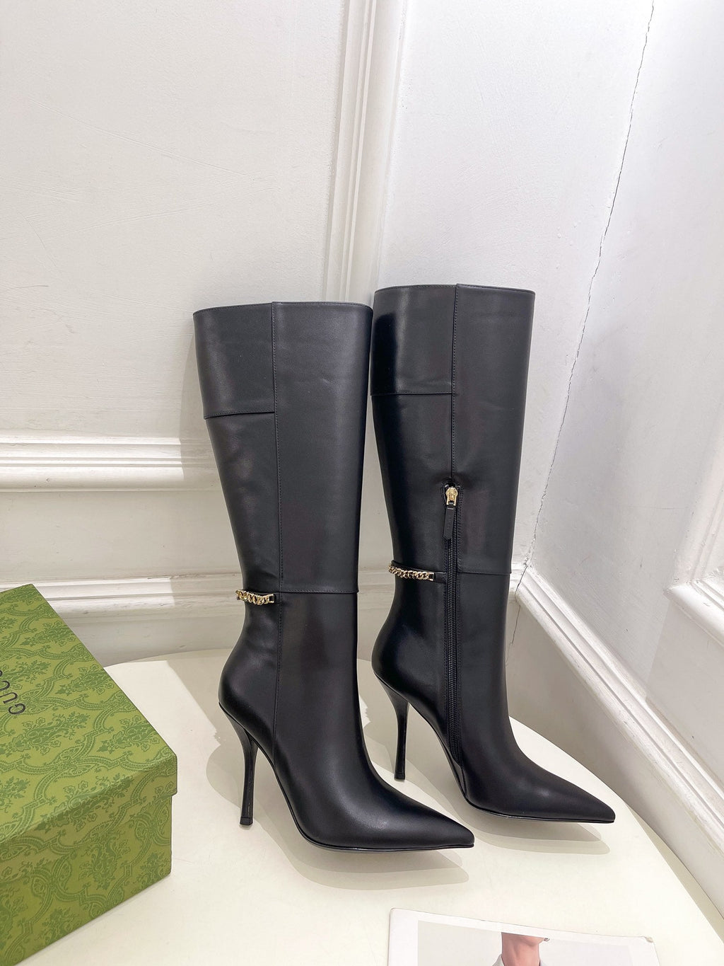 GUCCI SIGNORIA KNEE BOOTS 10.5CM IN BLACK CALFSKIN