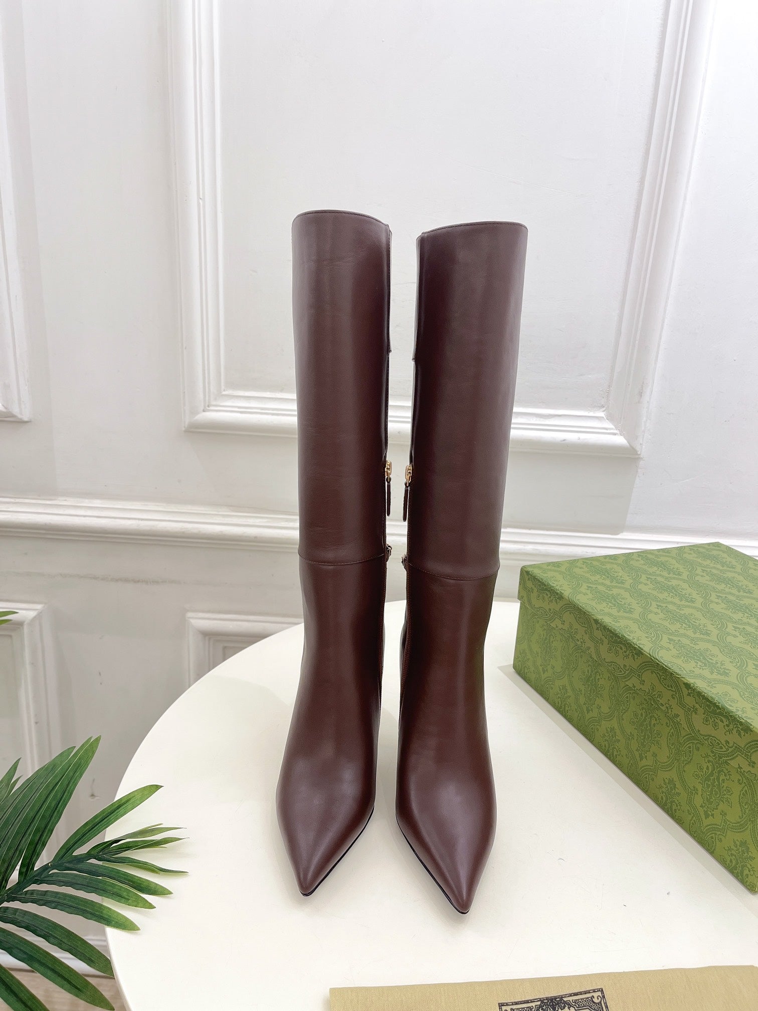 GUCCI SIGNORIA KNEE BOOTS 4.5CM IN WALNUT BROWN CALFSKIN
