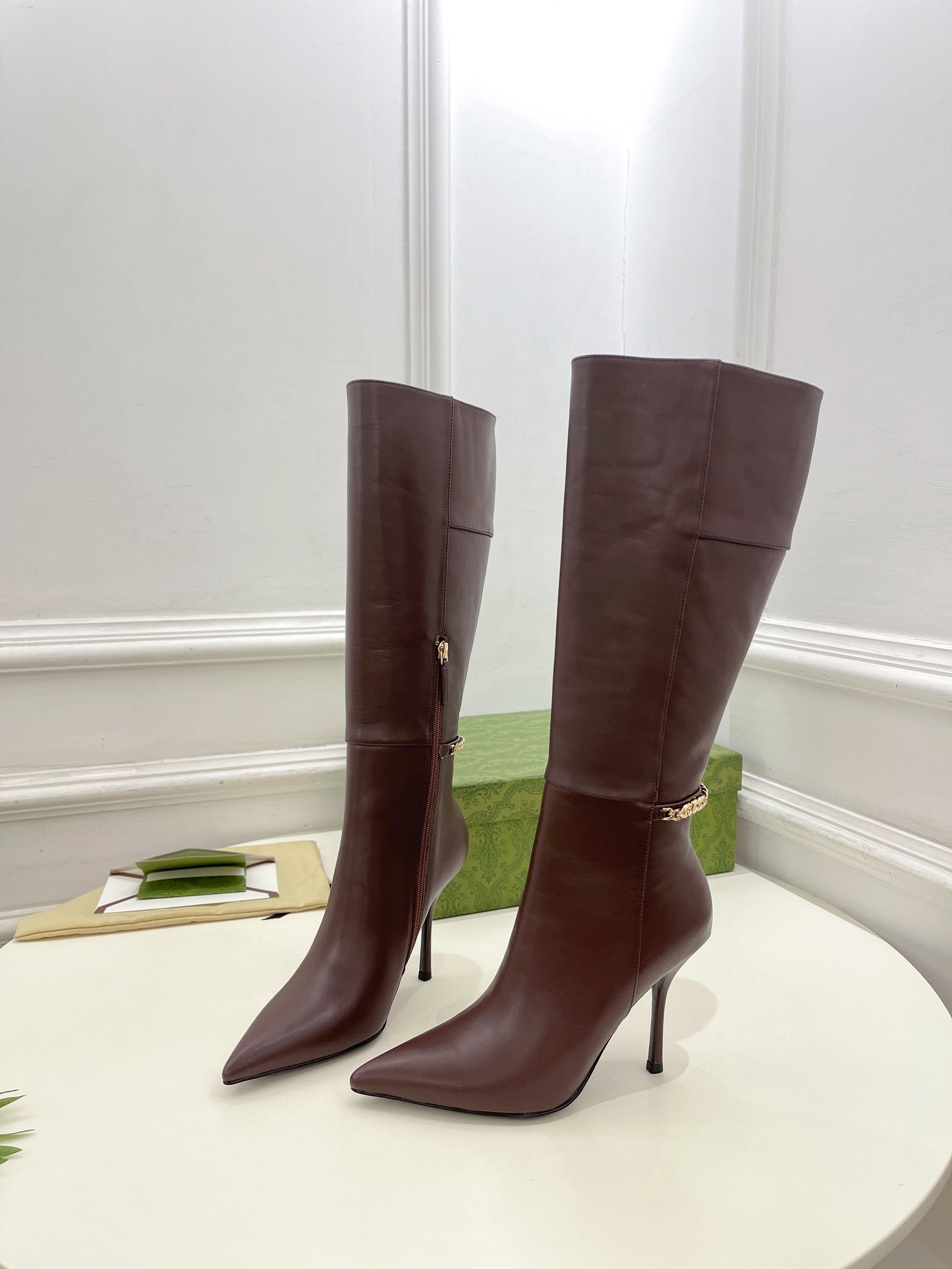 GUCCI SIGNORIA KNEE BOOTS 4.5CM IN WALNUT BROWN CALFSKIN