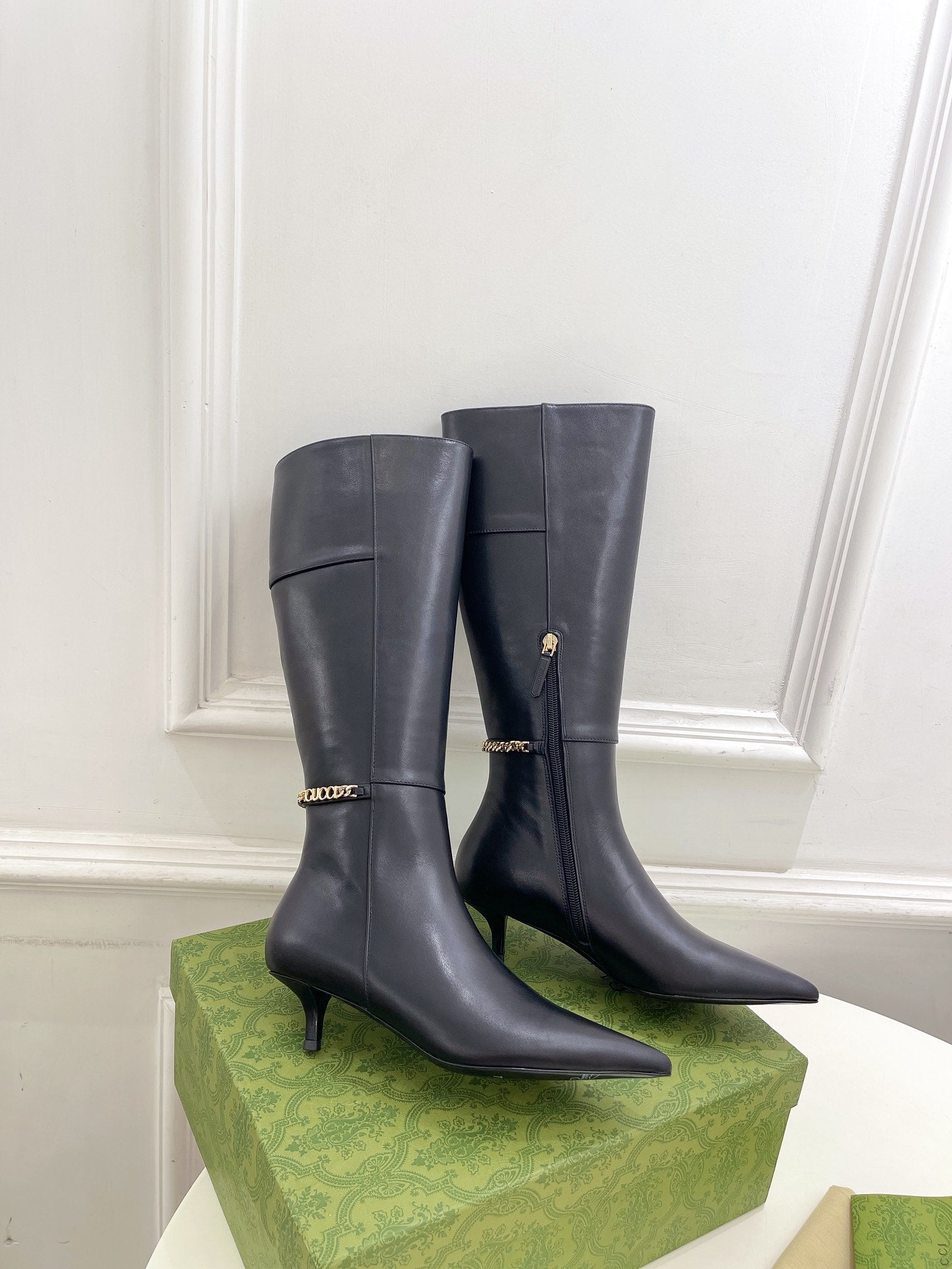GUCCI SIGNORIA KNEE BOOTS 4.5CM IN BLACK CALFSKIN