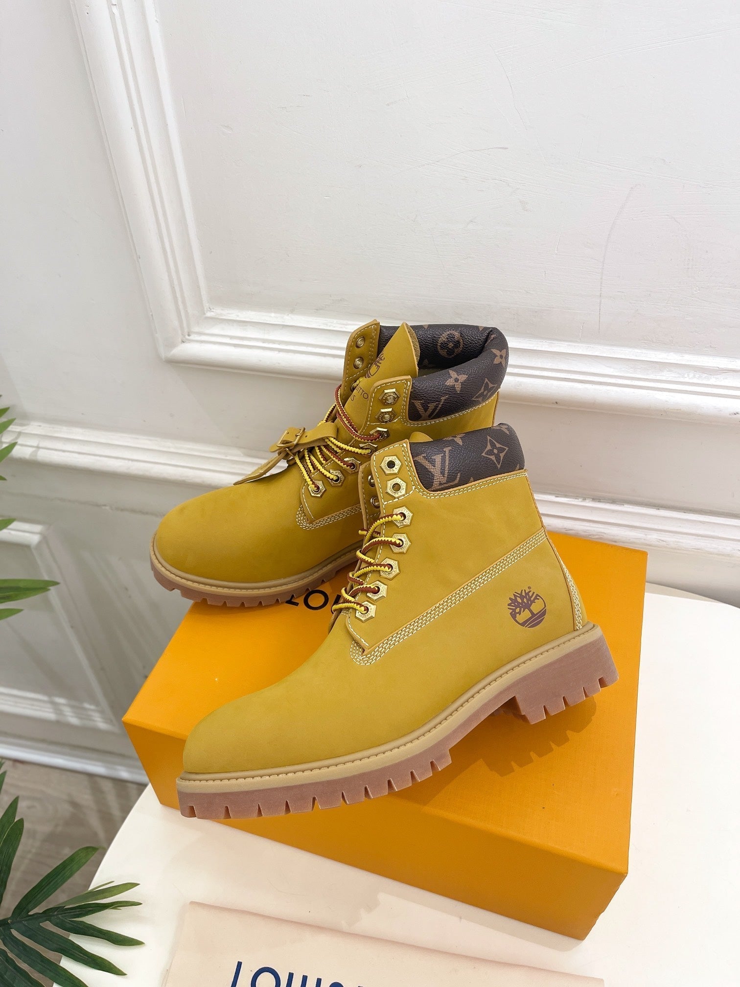 LOUIS VUITTON LV X TIMBERLAND MARTIN BOOT IN PEANUT BROWN SUEDE