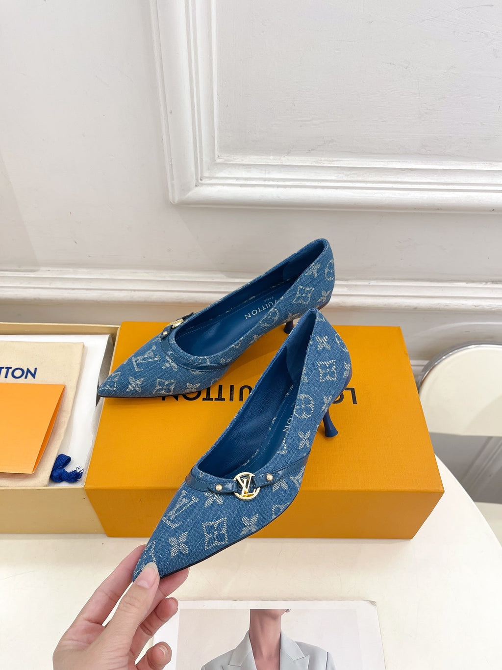 LOUIS VUITTON 6AM HIGH PUMP 5 CM IN CLASSIC BLUE MONOGRAM DENIM