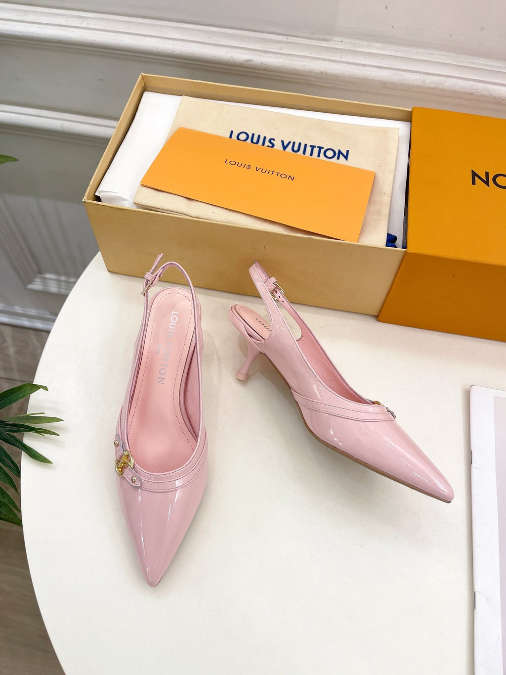 LOUIS VUITTON HIGH SLINGBACKS 5 CM IN BABY PINK CALFSKIN